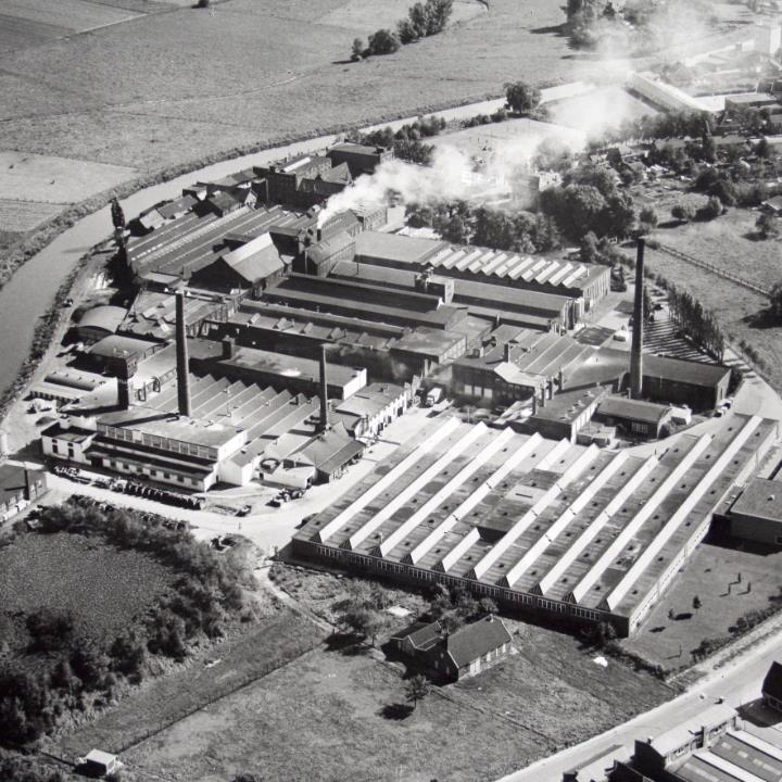 Symfonie van Vuur & IJzer | Vuur & IJzerdagen – Zwart-wit film over de geschiedenis van de DRU in DRU Industriepark, Ulft